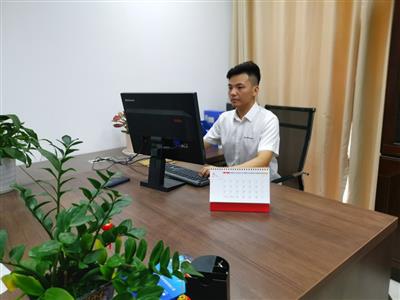 大都小貸公司李林：服務(wù)標(biāo)兵  業(yè)務(wù)骨干