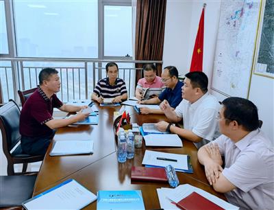 卿勇與良慶區(qū)區(qū)長李冉舉行工作會(huì)談