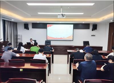 主題教育進(jìn)行時丨李方宇為公司機關(guān)第一黨支部上黨課